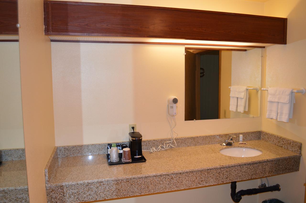 Junction City Western Motel מראה חיצוני תמונה